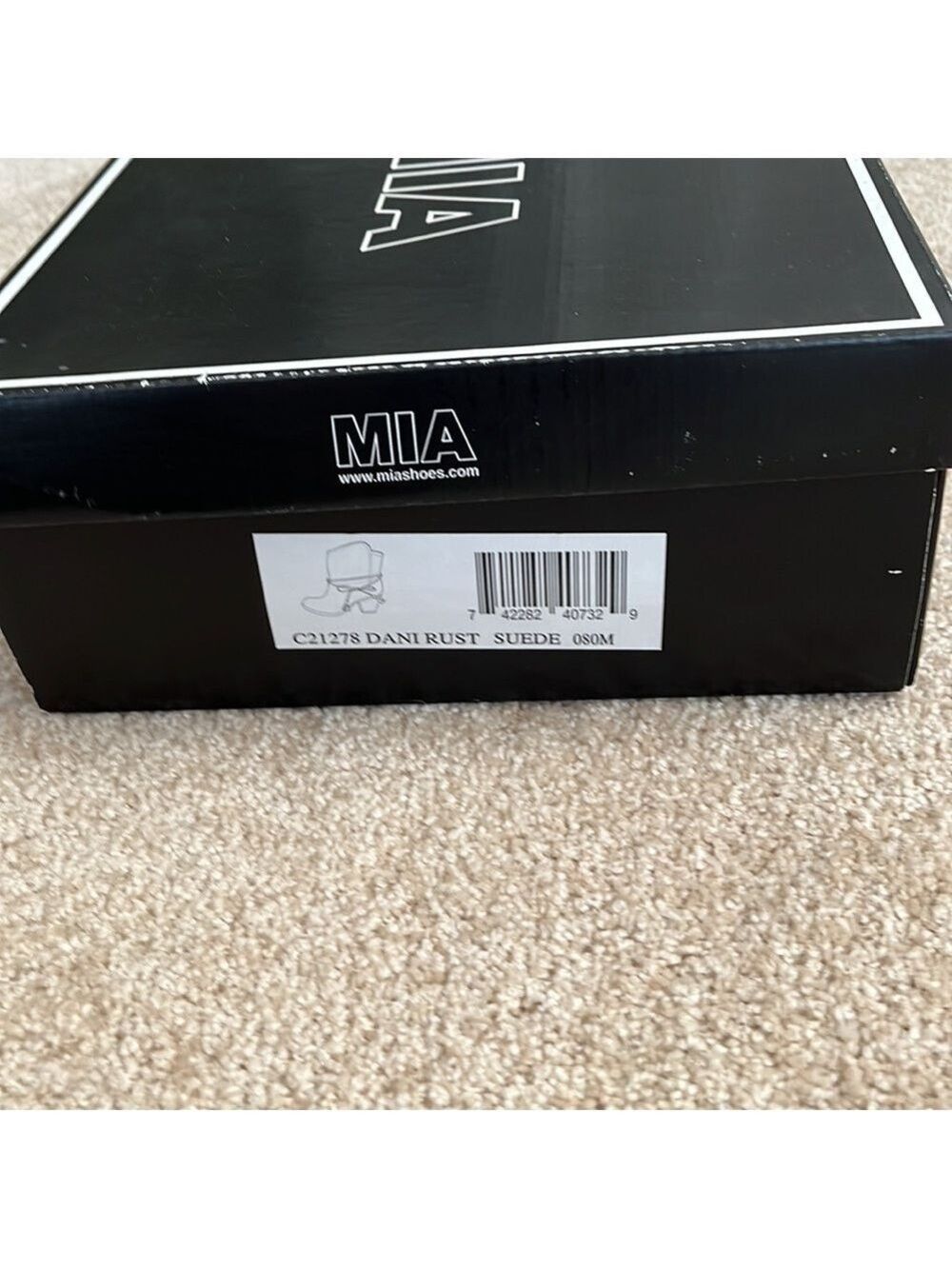 Mia Suede booties - Picture 15 of 15